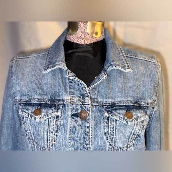 American Eagle Outfitters Women’s Denim Jacket - Size M - Picture 4 of 12